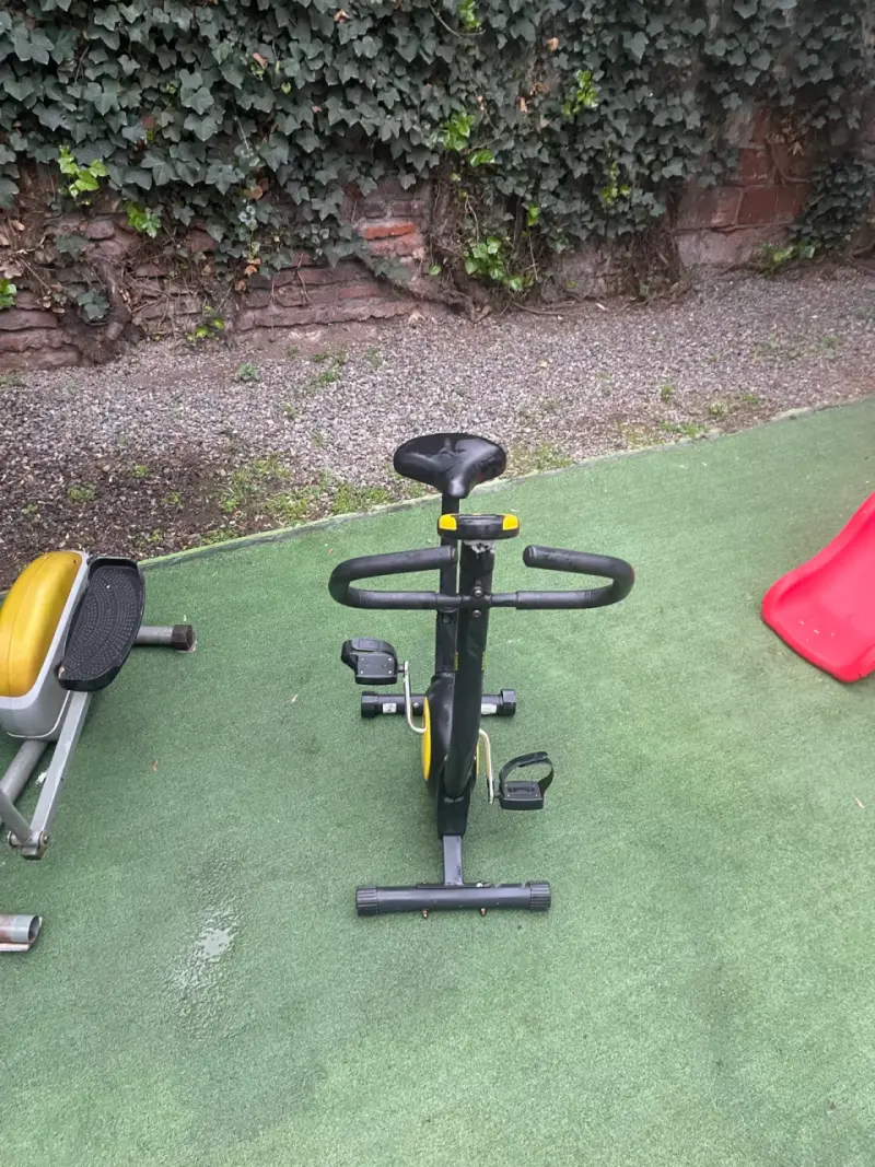 Bicicleta estática y elíptica para ejercicio en casa - 6
