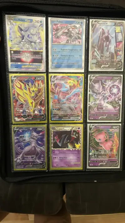Colección de cartas Pokémon raras y holográficas - miniatura 4