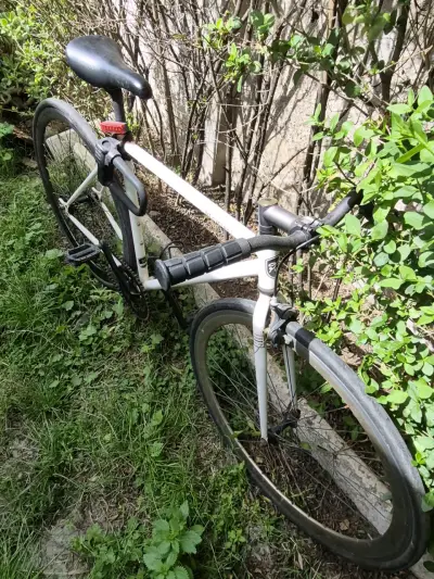 Bicicleta fixie blanca P3 Cycles - miniatura 3