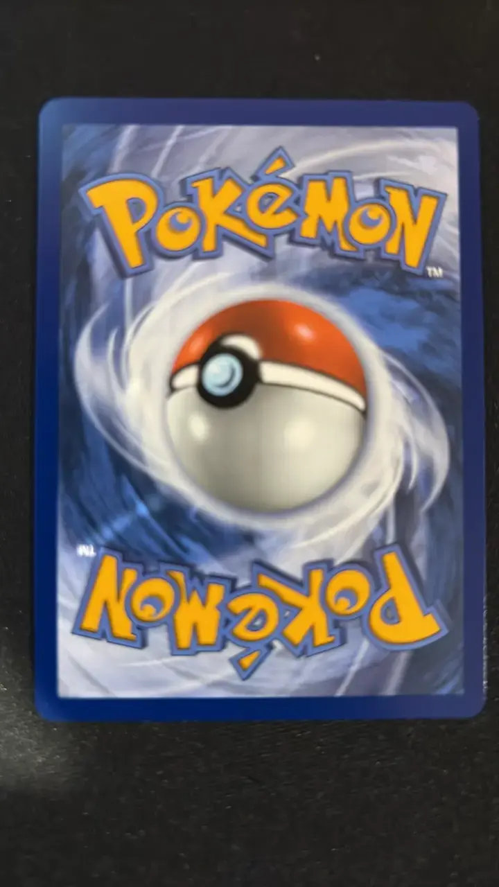 Carta Pokémon Zapdos 30 aniversario - 2