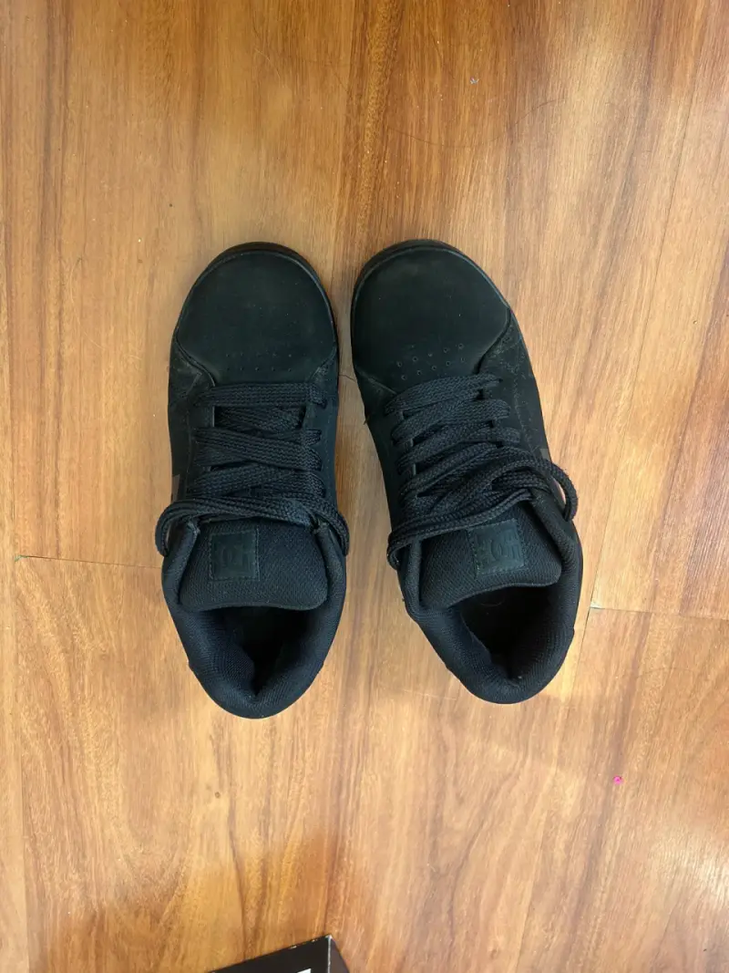 Zapatillas negras DC Shoes para hombre - 2