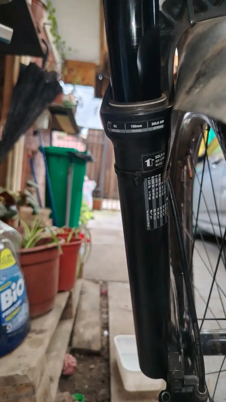 Suspensión delantera RockShox Pike para bicicleta - 5