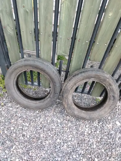 Neumáticos usados 185/65 R15 en buen estado - miniatura 1