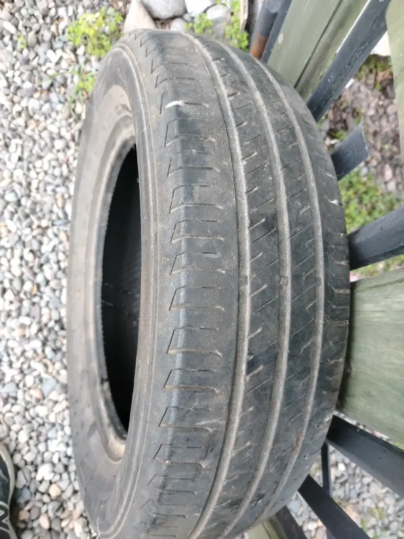 Neumáticos usados 185/65 R15 en buen estado - 4