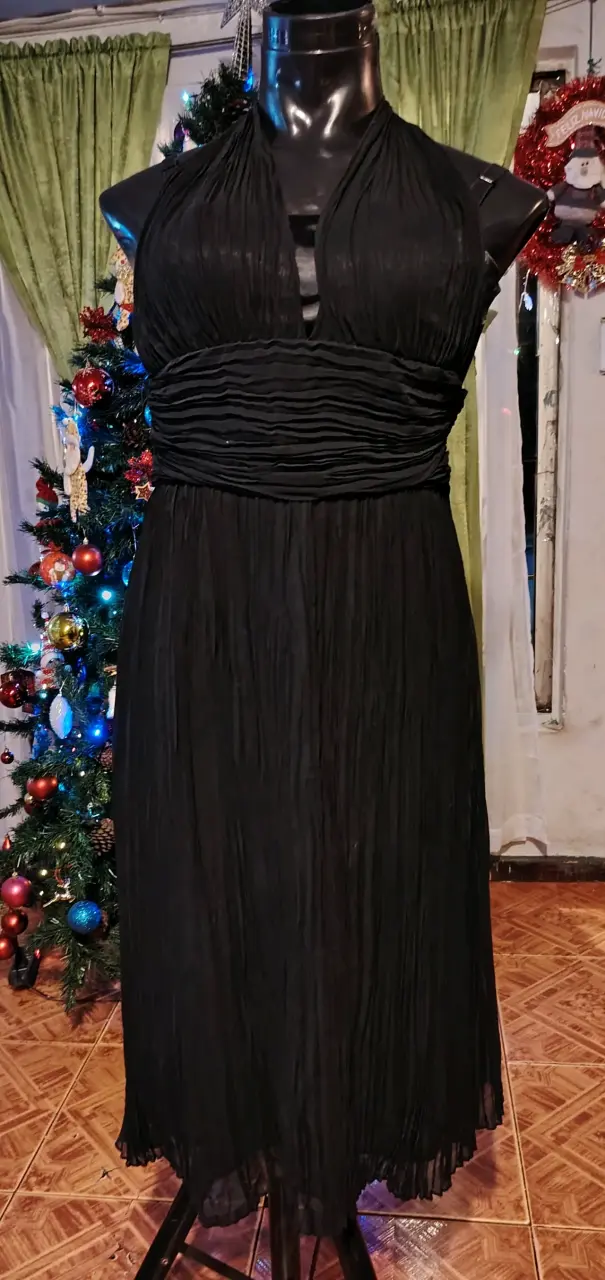 Vestido negro elegante para fiesta - 6