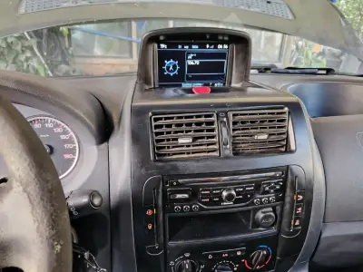 Furgoneta Peugeot Expert 2014 en buen estado - miniatura 6