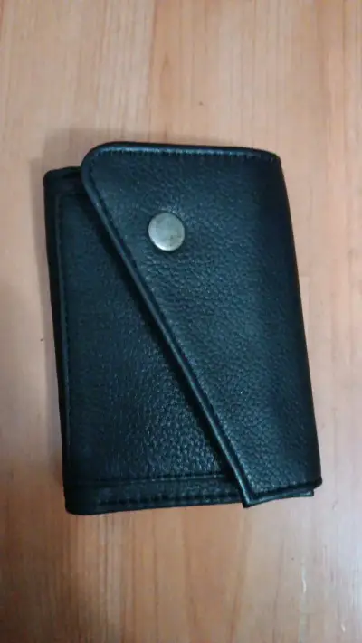 Billetera cuero marca Umbrales - miniatura 2
