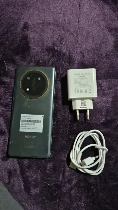 Smartphone Honor 7 litte con cargador SuperCharge - miniatura 2