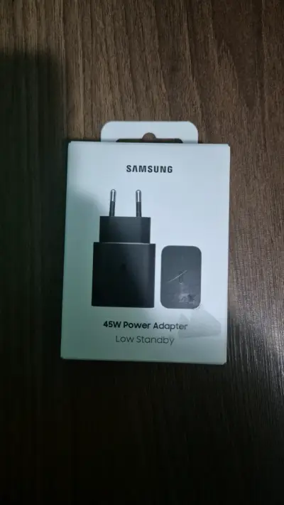 Cargador Samsung 45W Power Adapter Tipo C - miniatura 1