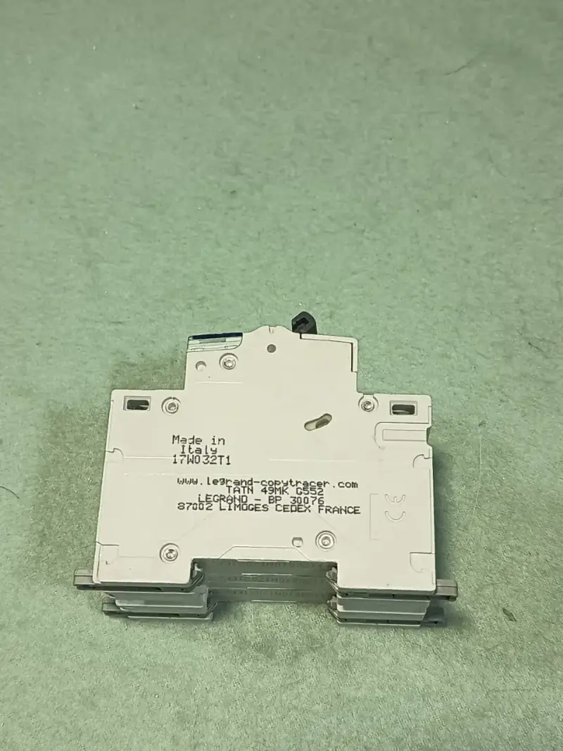 Automático Trifasico 10A 6kA Legrand - 2