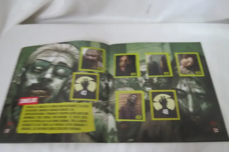 Álbum de stickers The Walking Dead - 6