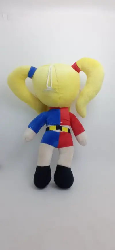 Muñeca de peluche estilo superhéroe - miniatura 2