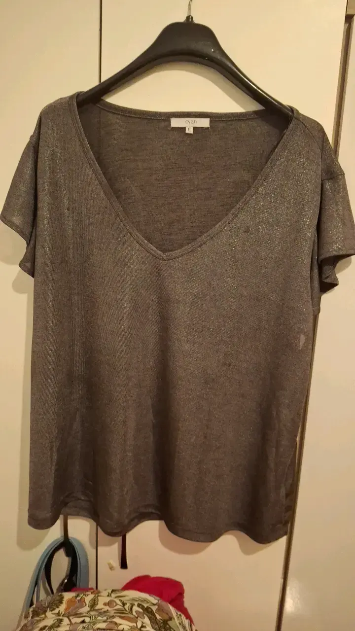Polera gris brillante para mujer talla M