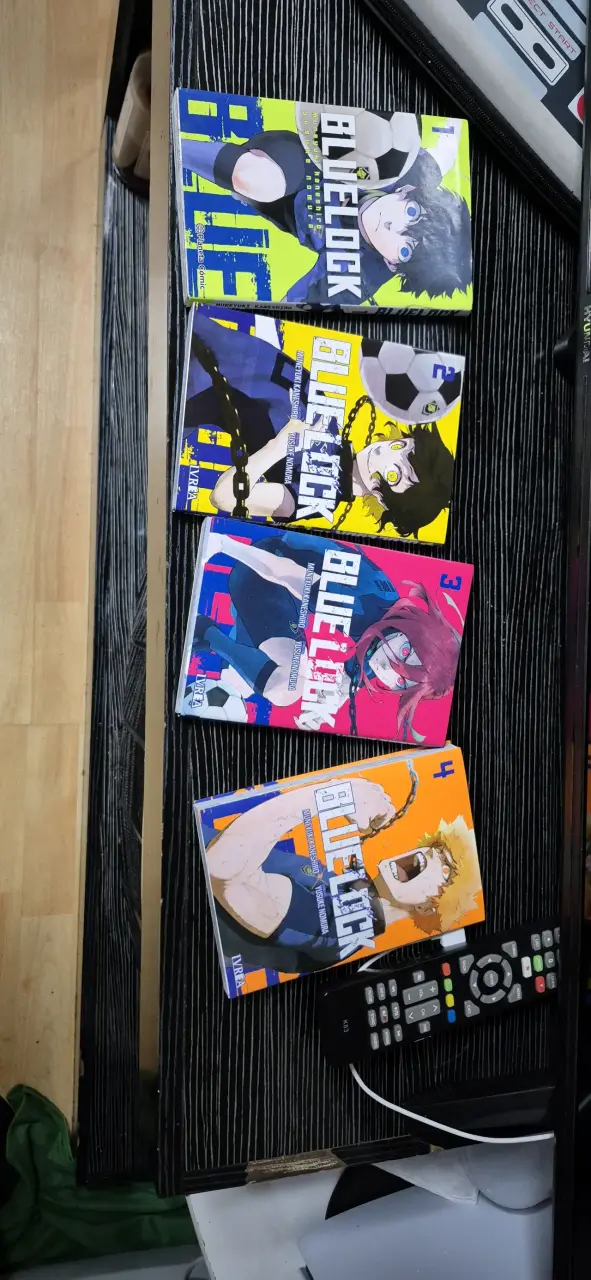 Colección de mangas Blue Lock volúmenes 1-4