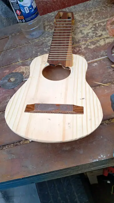 Servicio de Luthier reparación de instrumentos - miniatura 4