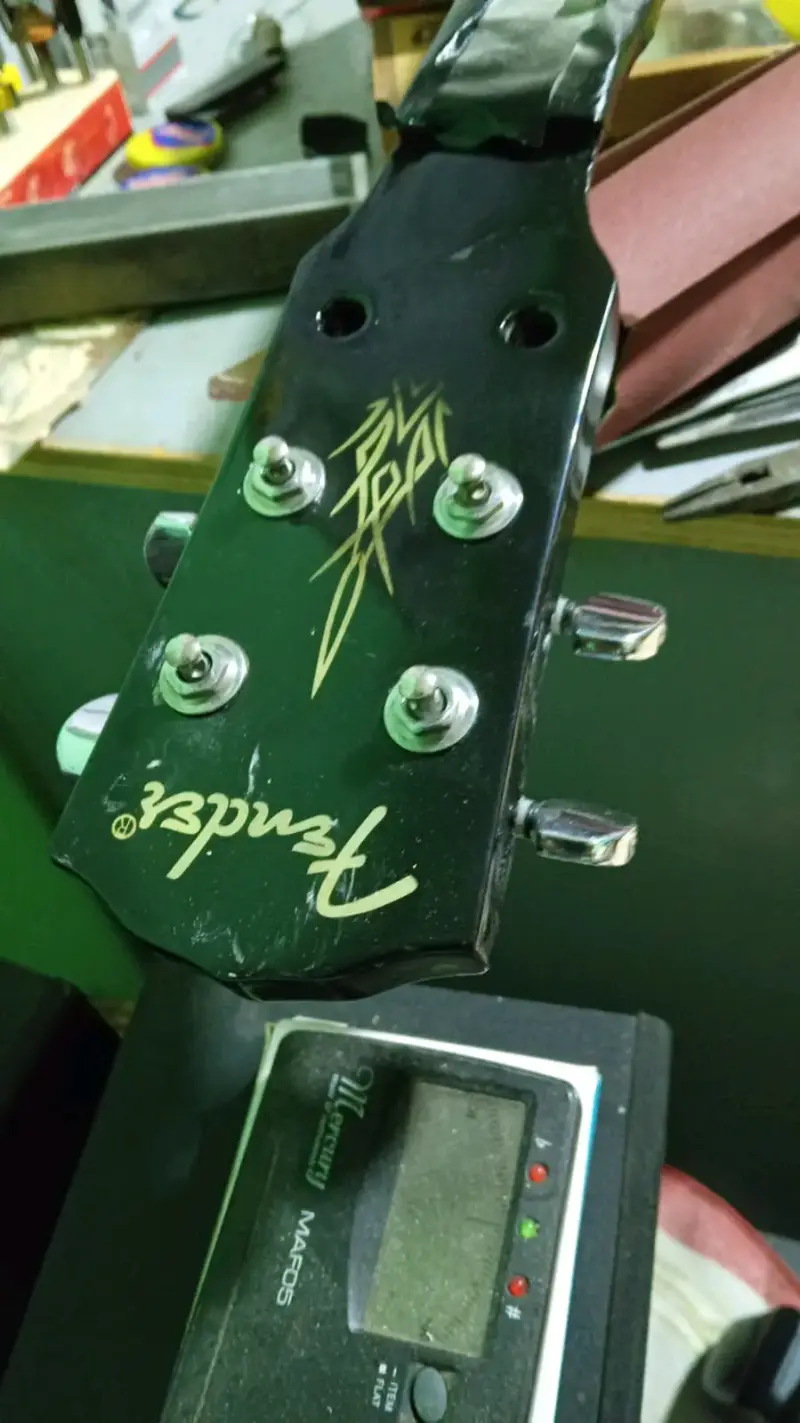 Servicio de Luthier reparación de instrumentos - 6