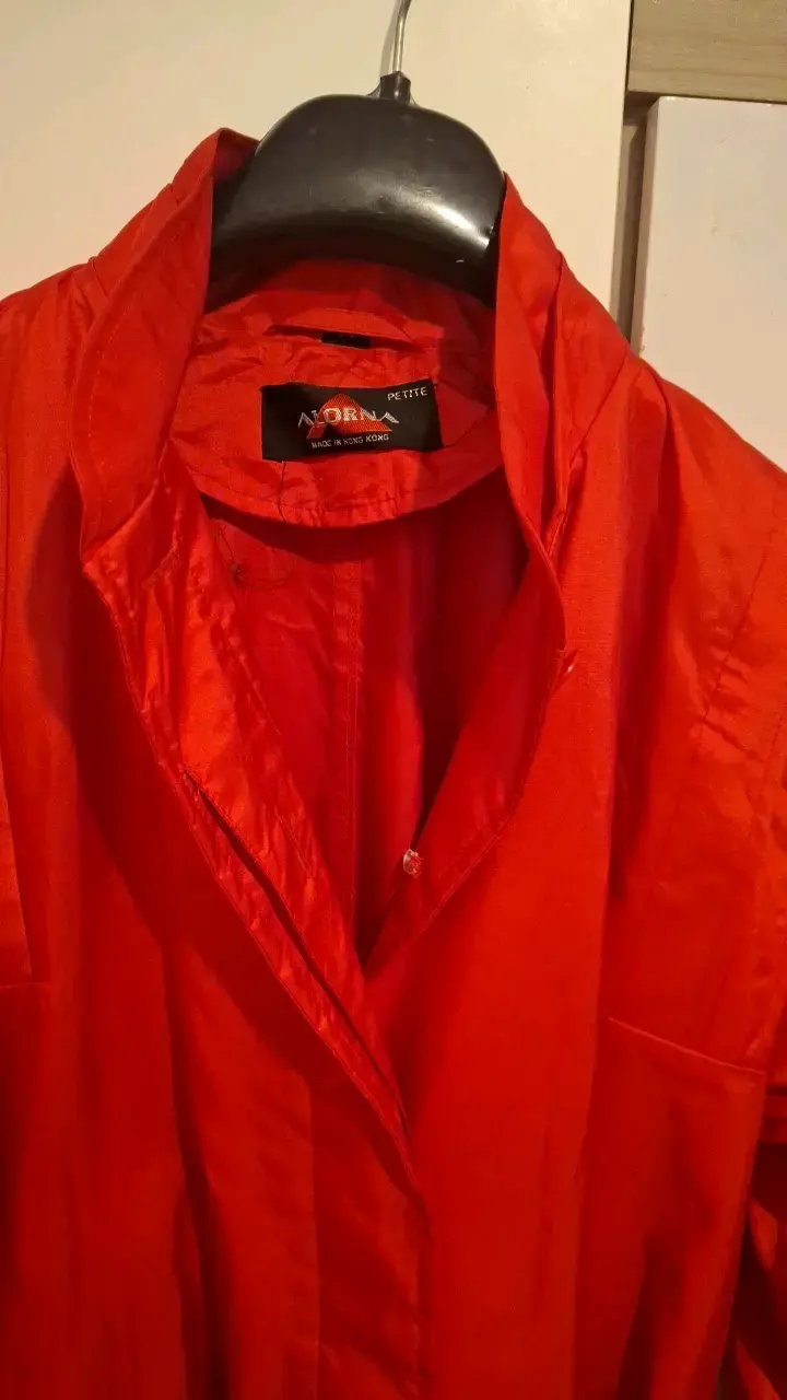 Abrigo rojo largo para mujer - 2