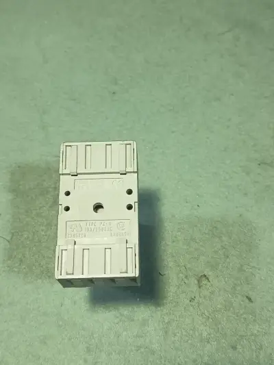 Relé electromecánico Relpol 230V 10A a riel din - miniatura 3