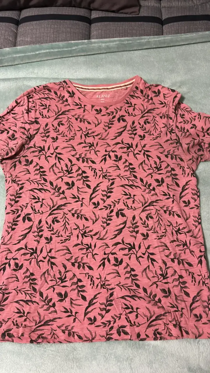 Polera Alaniz estampado floral rosa - 2