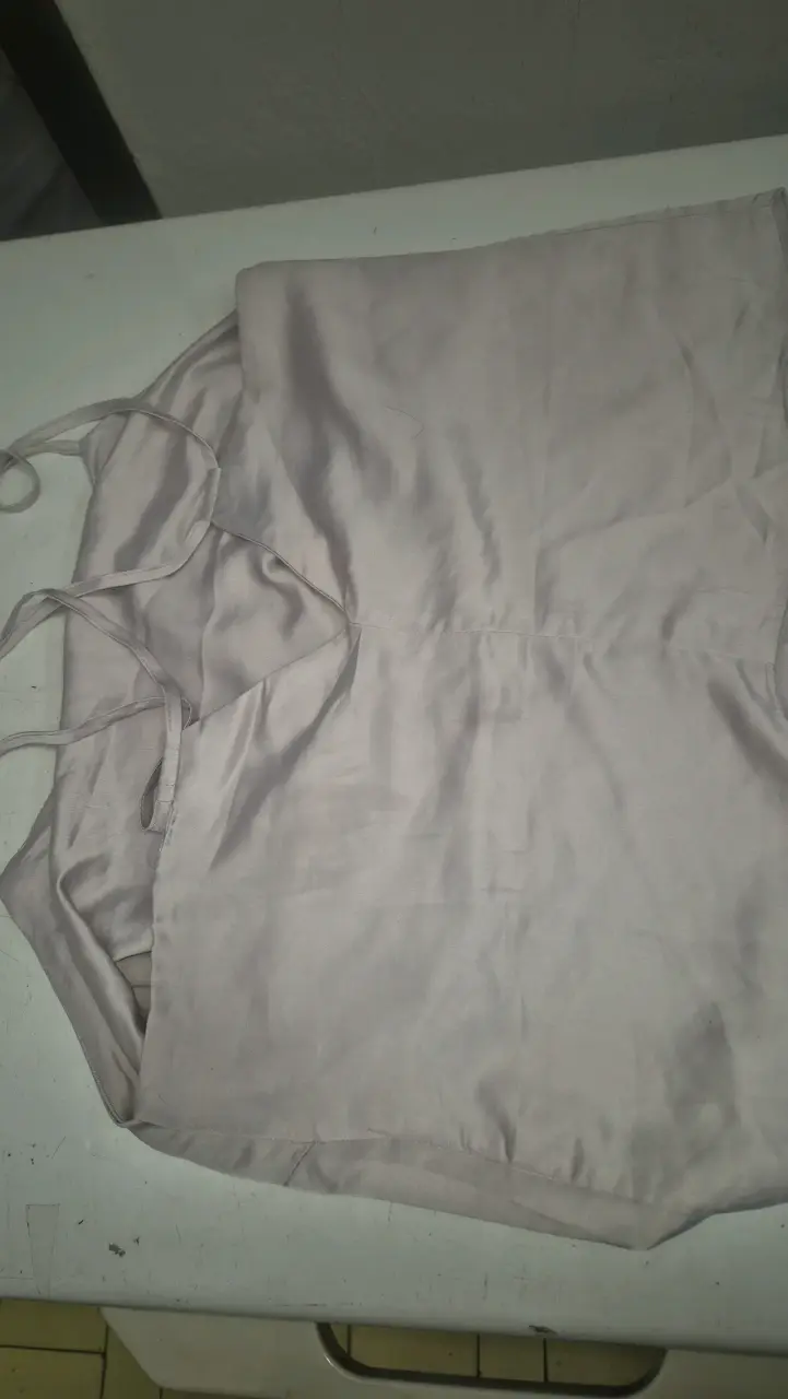 Pijama dos piezas de satén rosa H&M
