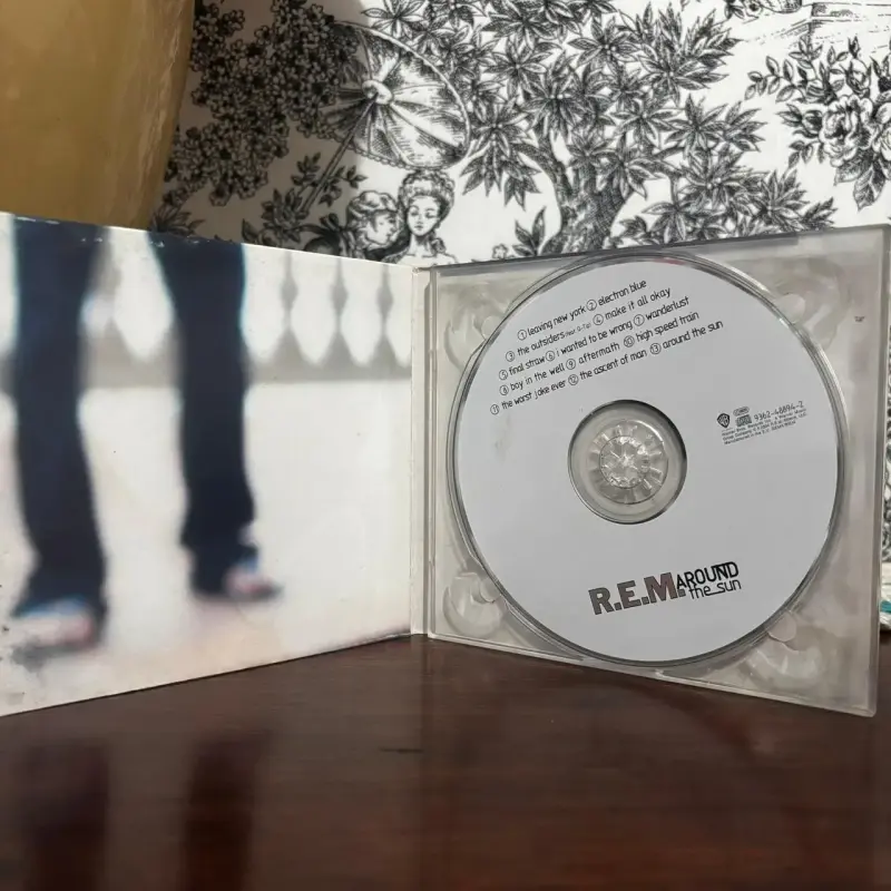 Lote CDs REM Around the Sun 2004 - Up 1999 - 4