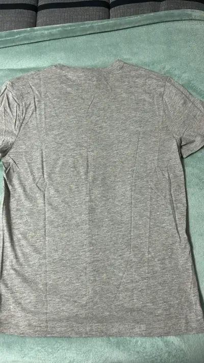 Polera gris básica para hombre H&M - miniatura 4