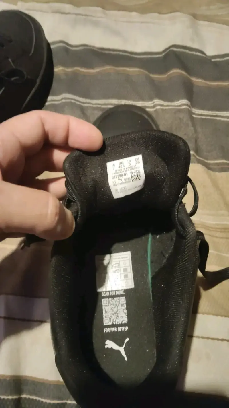 Zapatillas deportivas negras Puma talla 40