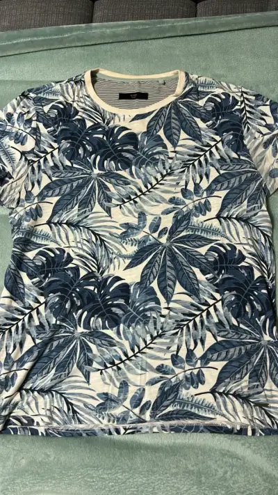 Polera estampada tropical Alaniz talla S - miniatura 1