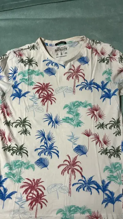 Polera estampada de palmeras Opposite talla S - miniatura 1