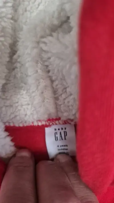 Polerón rojo con capucha GAP para niños - miniatura 2