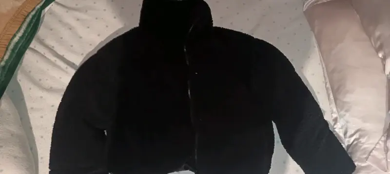 Chaqueta negra de lana con cierre - 1
