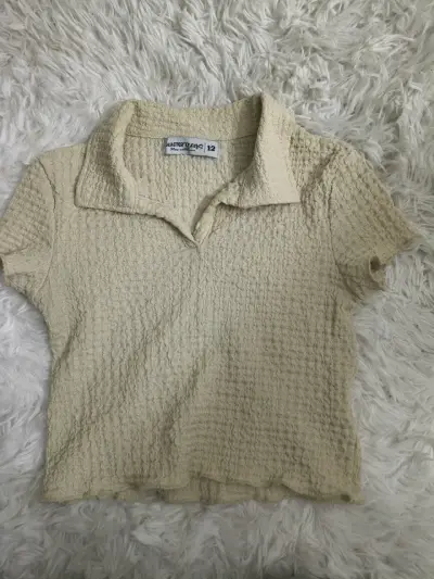 Polera beige de textura única para mujer - miniatura 1