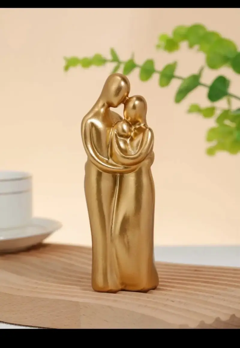 Escultura Decorativa de Familia en dorado - 1