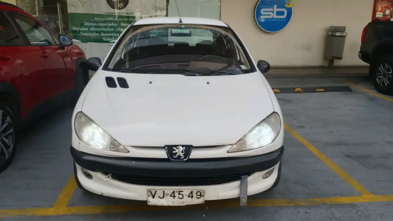 Peugeot 206 usado en buen estado - 4