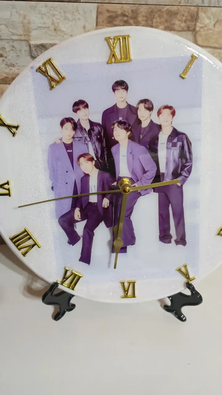 Reloj de pared decorativo con diseño artístico - 3