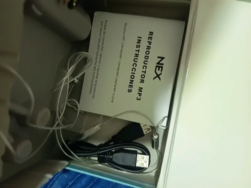 Reproductor MP3 NEX 128FMN con Radio FM - 2