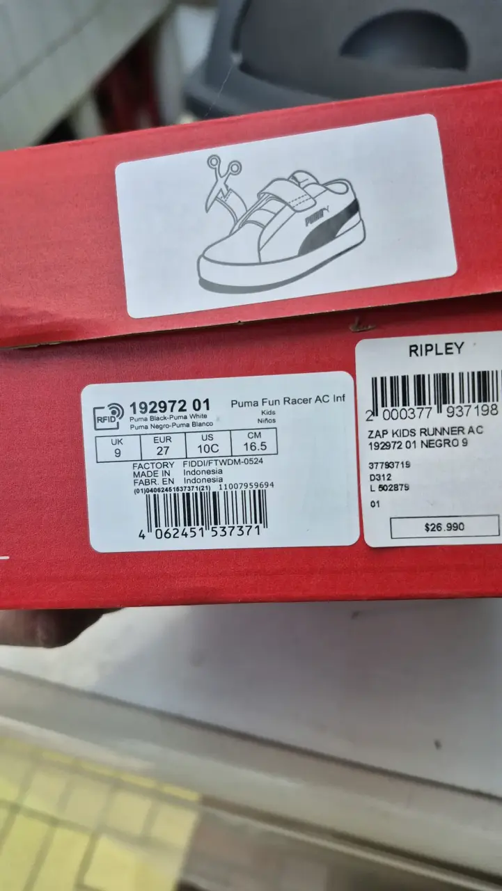 Zapatillas negras para niños Puma Fun Racer - 2