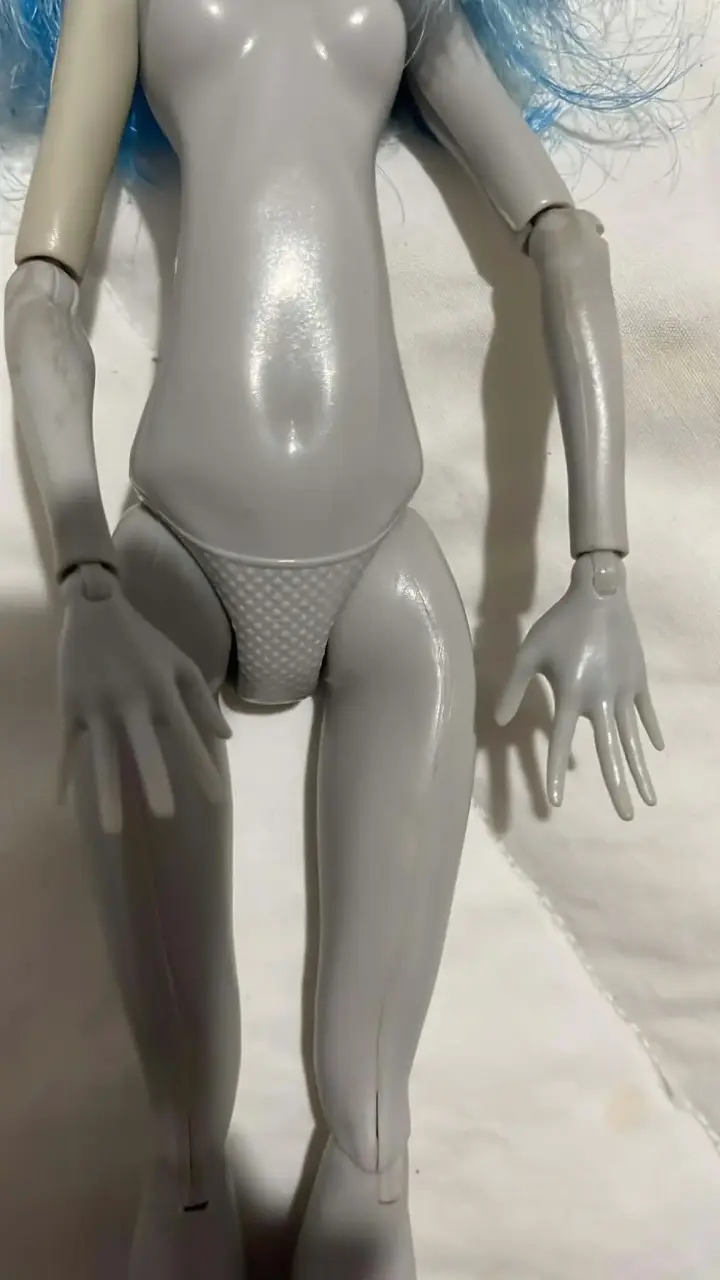 ghoulia monster high nude - 3