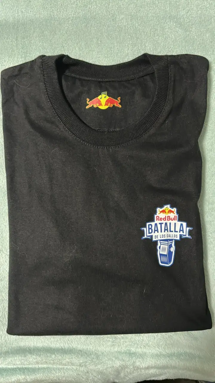 Polera Negra Red Bull Batalla de los Gallos - 5