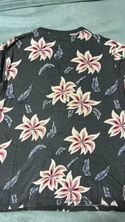 Polera floral gris Alaniz de algodón - miniatura 3