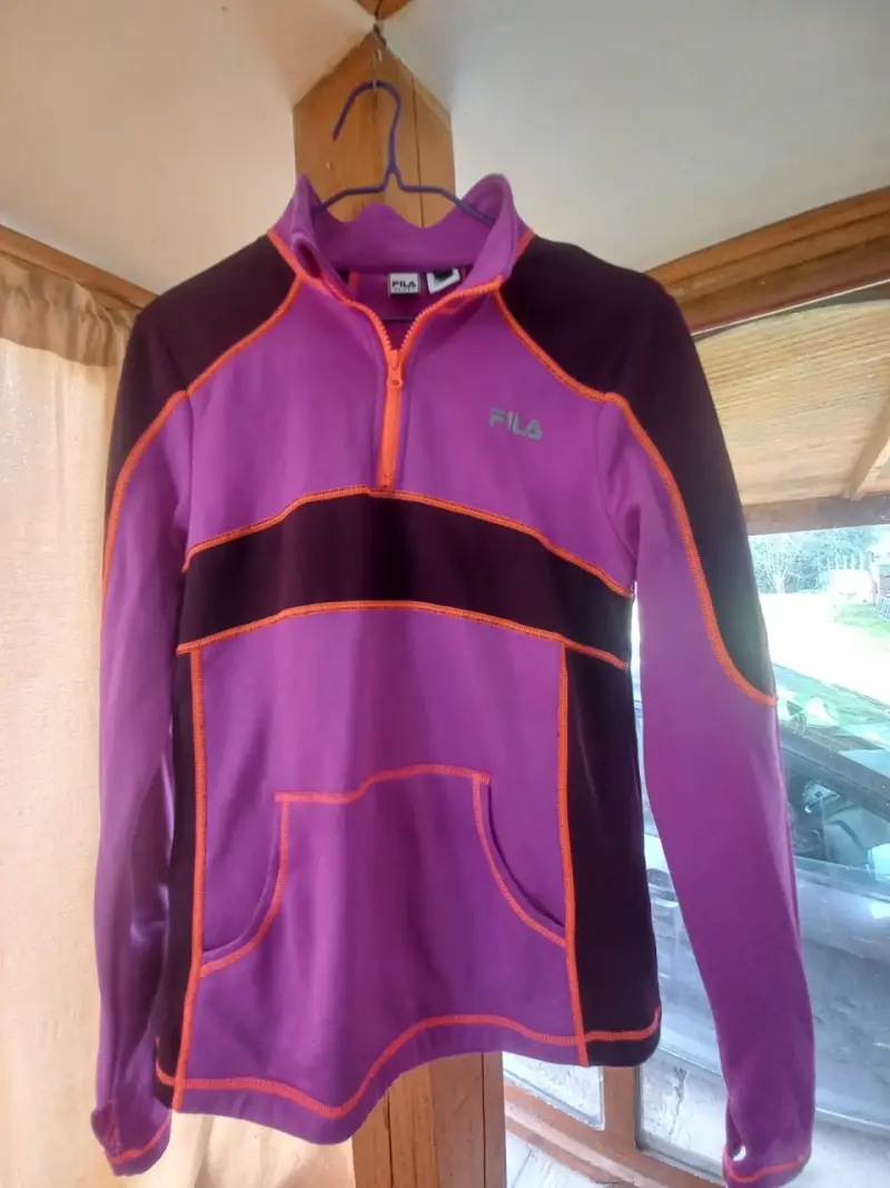 Polerón deportivo morado Fila para mujer