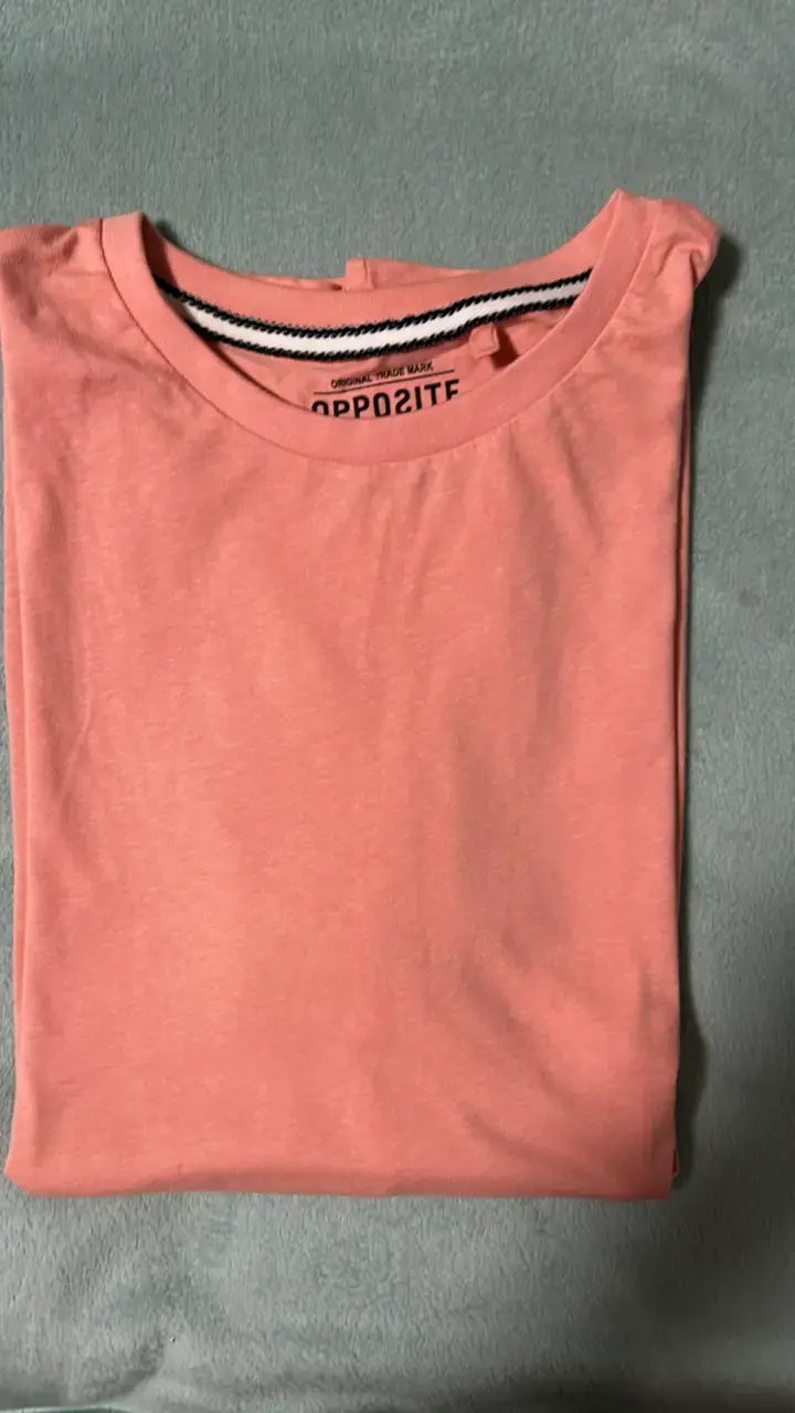Polera floral gris Opossite de algodón
