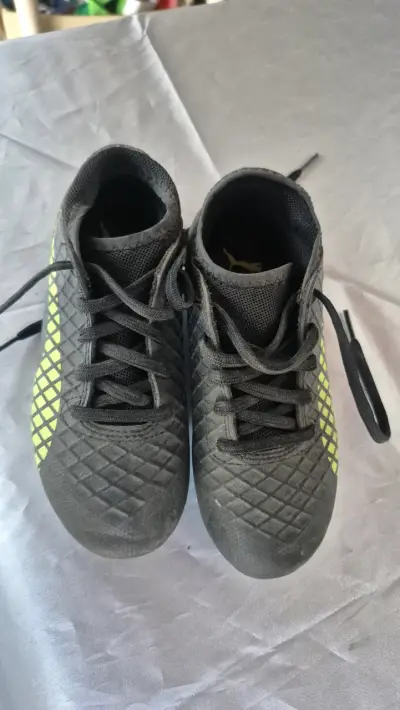Zapatillas futbol Puma negras - miniatura 2