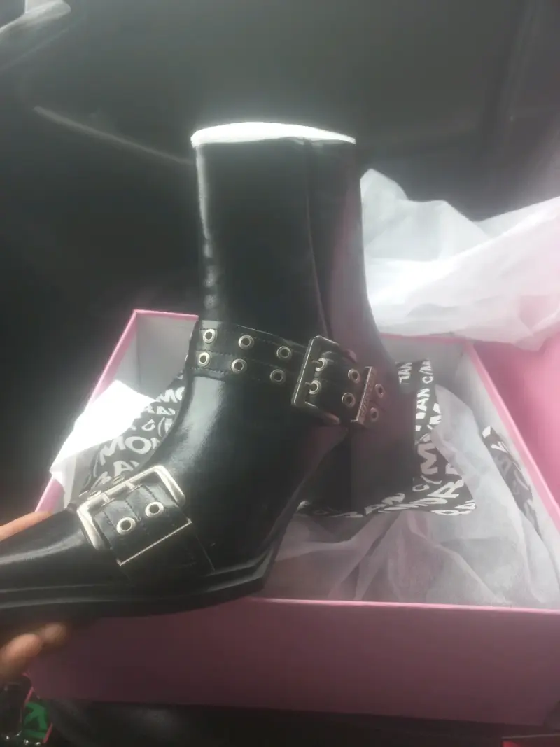 Botines de cuero CMORAN con hebillas metálicas - 4