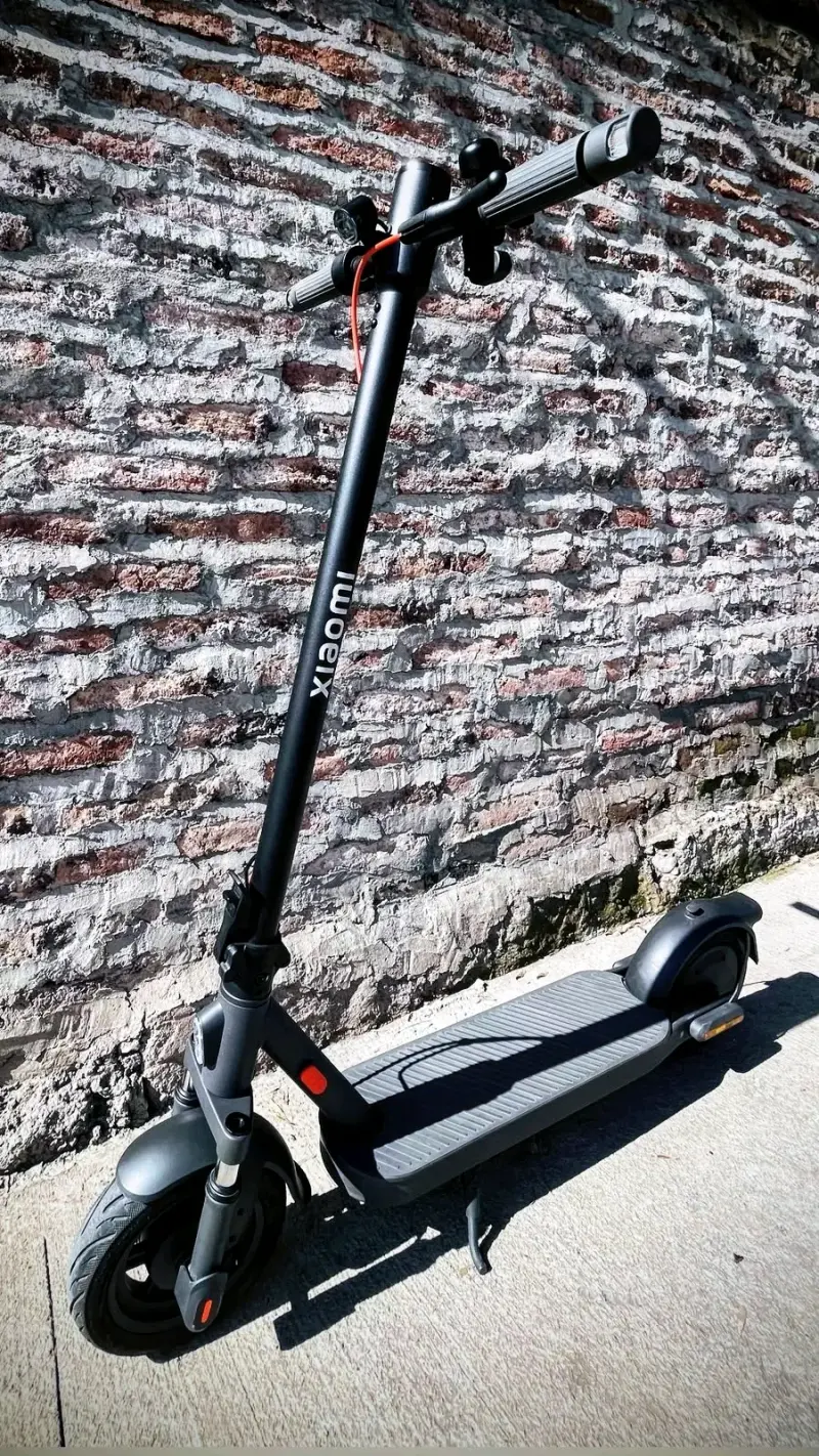 Scooter eléctrico Xiaomi - 1