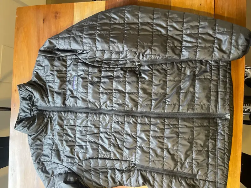 Chaqueta acolchada negra Patagonia mujer talla M - 5