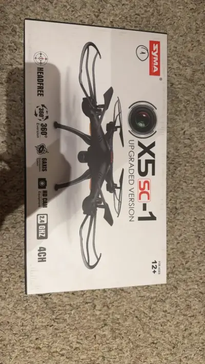 Dron Syma X5SC-1 con Cámara HD y 4CH - miniatura 1