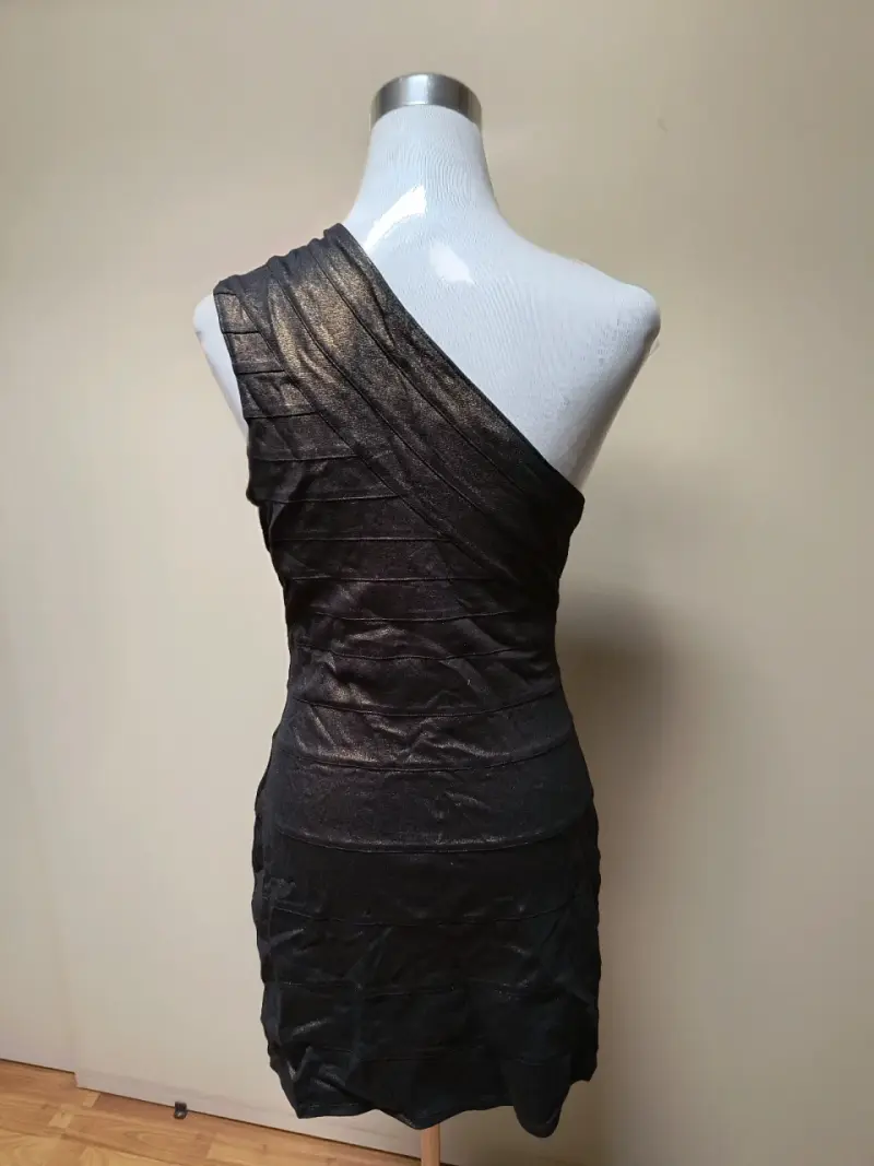 Vestido color bronce de un solo hombro Express - 2
