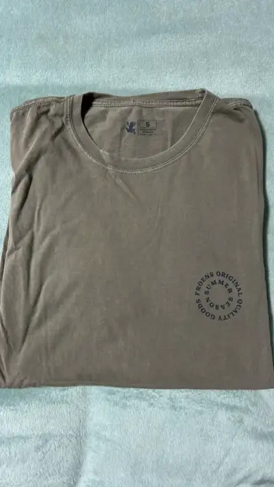 Polera casual Froens Original color gris - miniatura 1