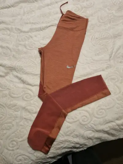 Leggings deportivos Nike Dri-Fit marrón - miniatura 1